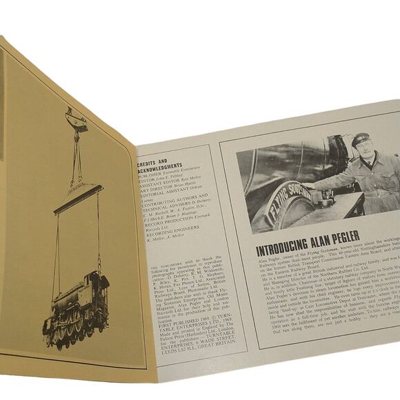 Flying Scotsman History of Famous Engine in Words Pictures & Sounds with Vinyl - Picture 3 of 9